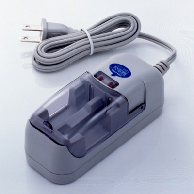 アルカリ乾電池 充電器