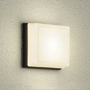 LEDブラケットライト 業務浴室用 白熱灯60W相当 非調光タイプ 飛散防止コーティング加工 防雨・防湿形 電球色タイプ