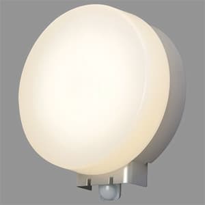 LEDポーチ灯 円型 白熱灯60形相当 電球色 防雨型 垂直面専用 人感センサー付